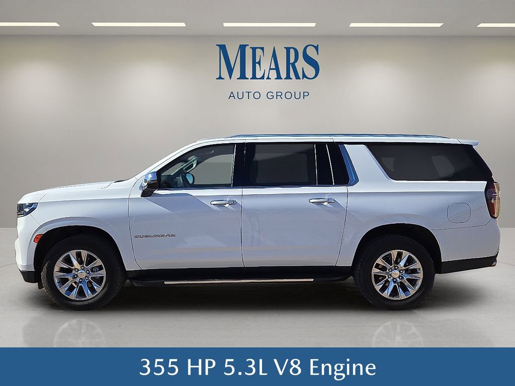 Used 2023 Chevrolet Suburban Premier image 3