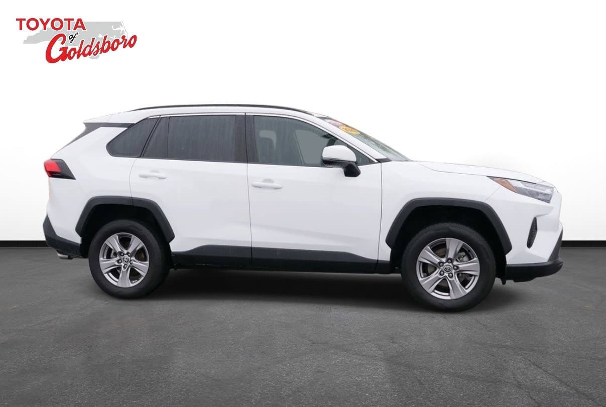 Used 2023 Toyota RAV4 XLE image 5