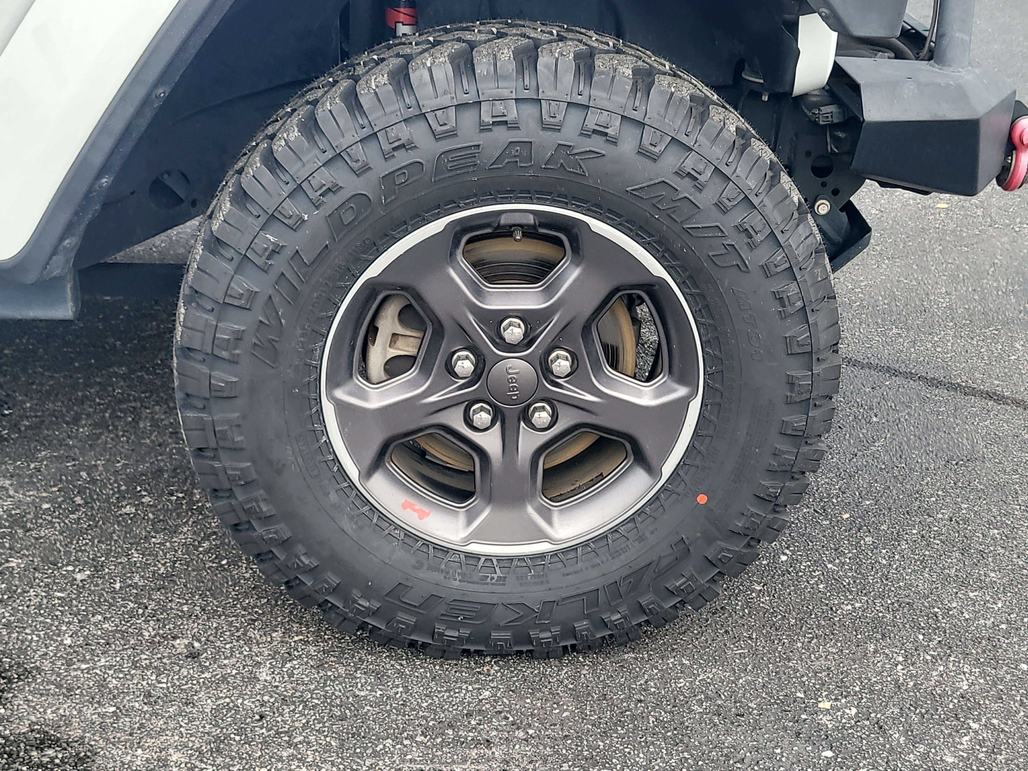 Used 2020 Jeep Gladiator Rubicon AWD/4WD image 9