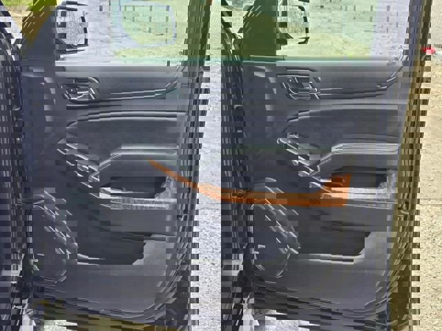 Used 2015 Chevrolet Tahoe LTZ image 17