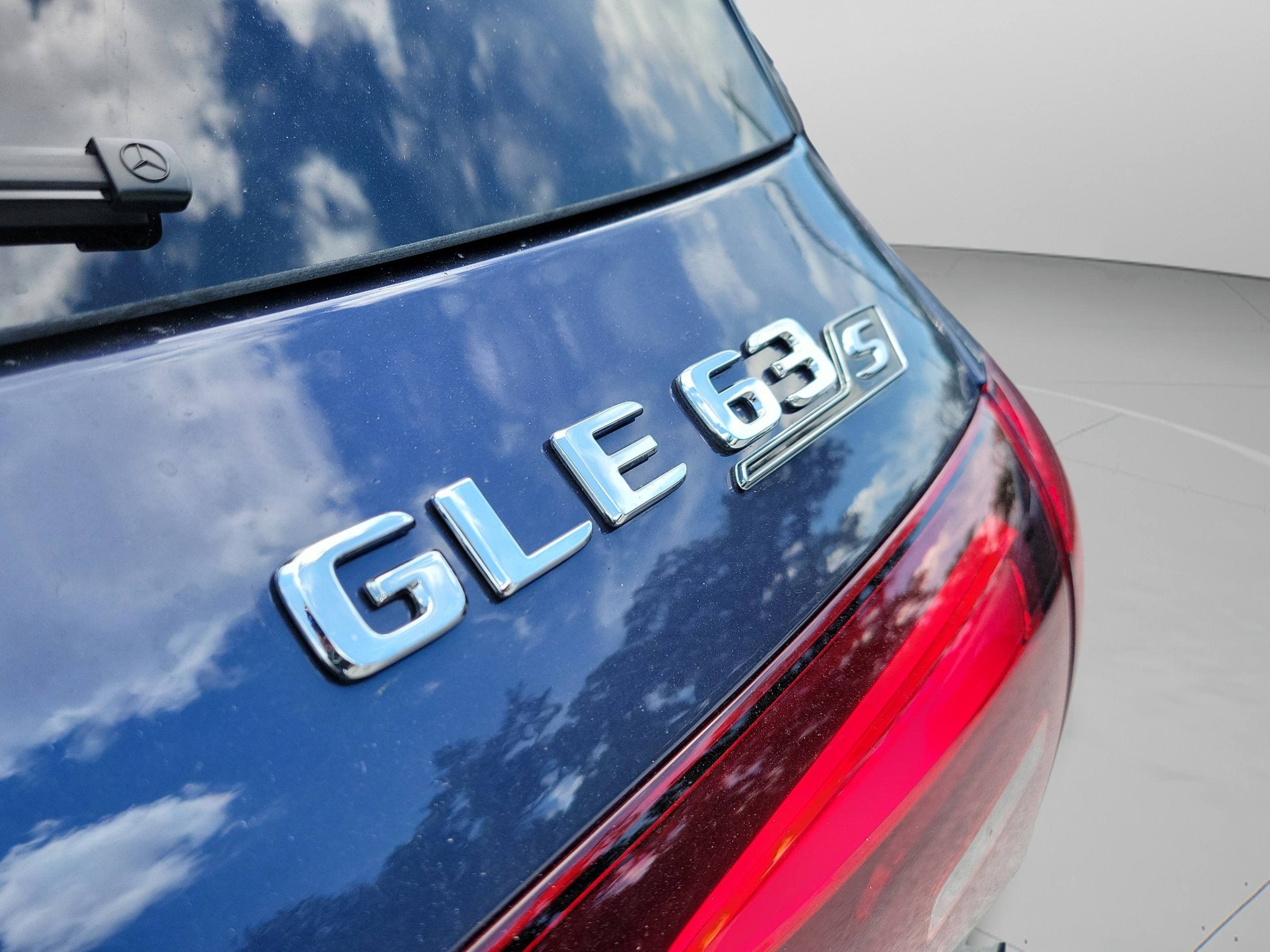 New 2026 Mercedes-Benz GLE 63 AMG S image 32