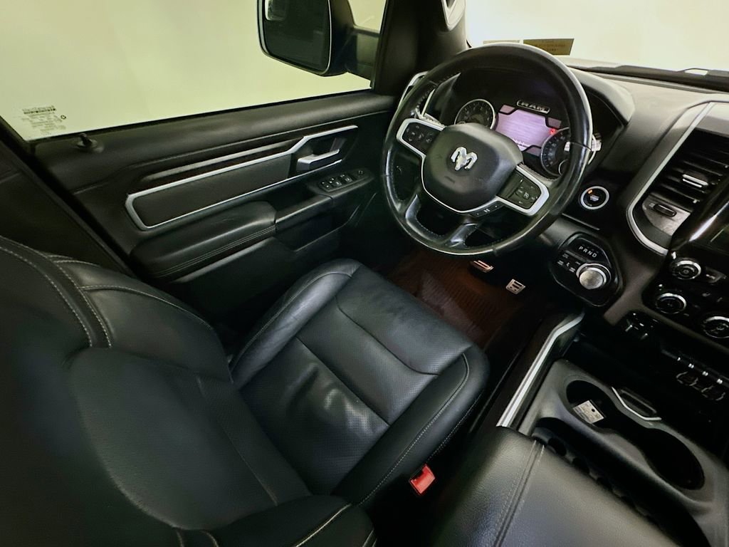 Used 2022 RAM 1500 Big Horn w/ Night Edition AWD/4WD image 9