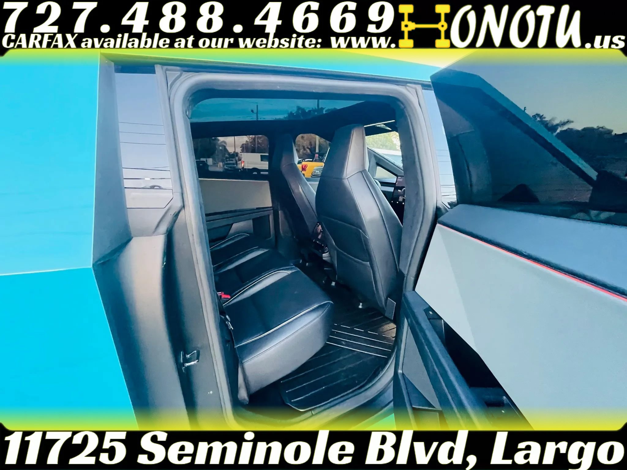 Used 2024 Tesla Cybertruck AWD Crew Cab image 18
