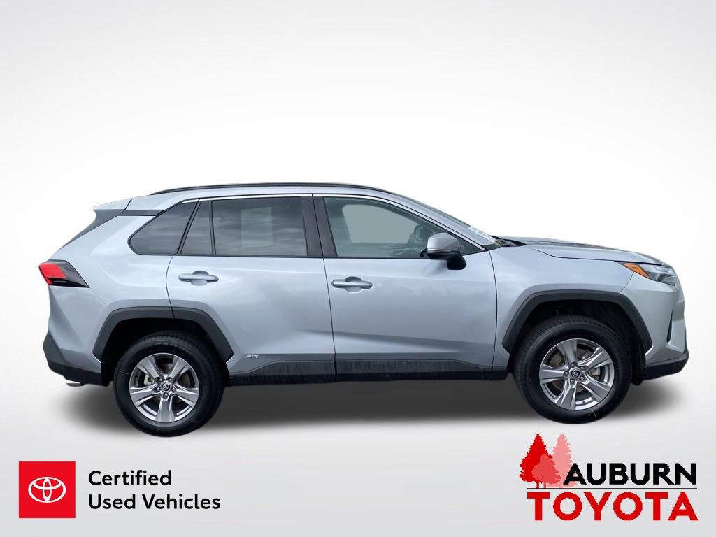 Used 2024 Toyota RAV4 XLE AWD/4WD image 10