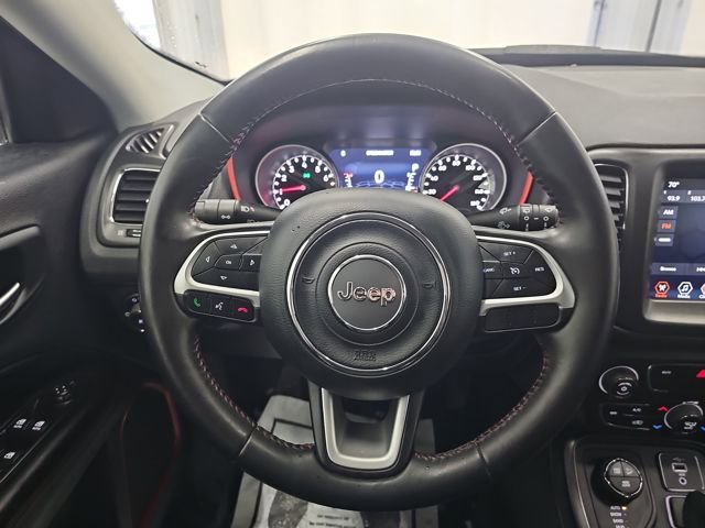 Used 2019 Jeep Compass Trailhawk image 14