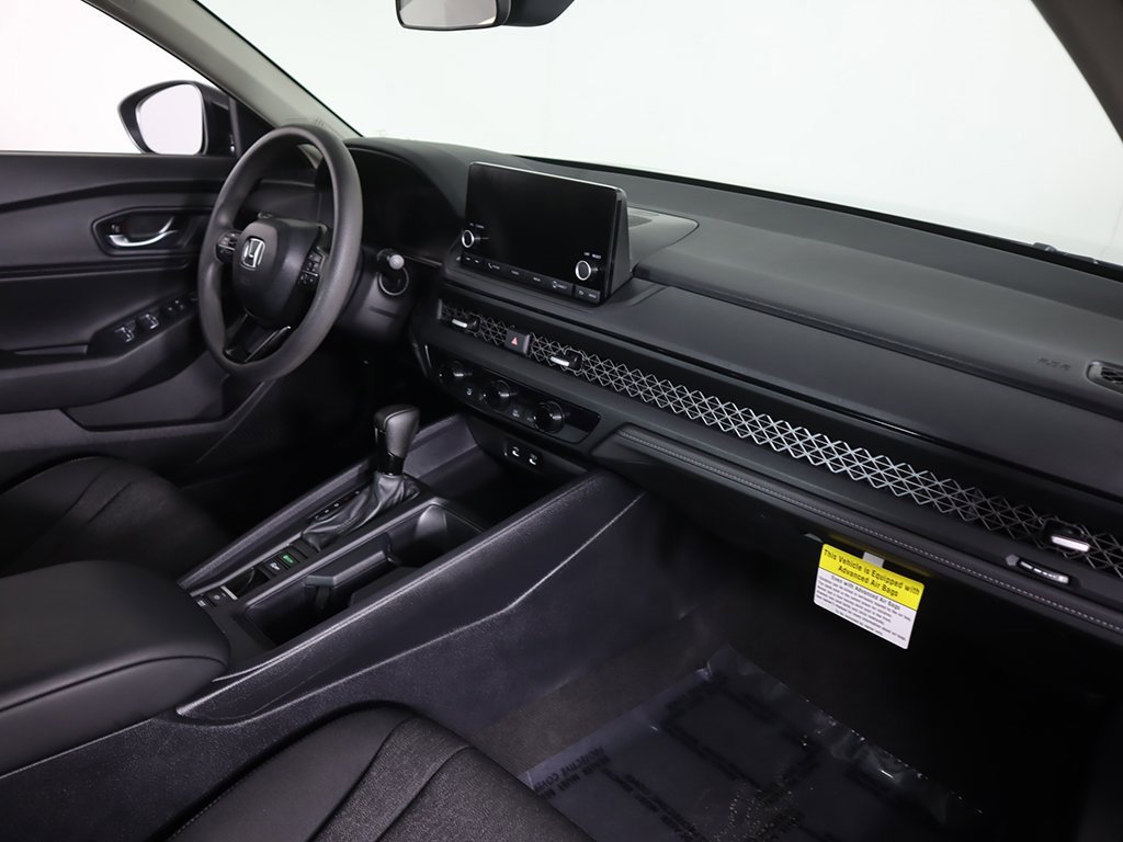 Certified 2025 Honda Accord SE image 28