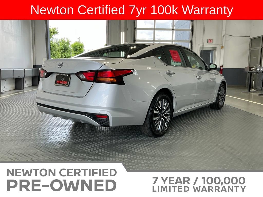 Used 2025 Nissan Altima 2.5 SV FWD image 22