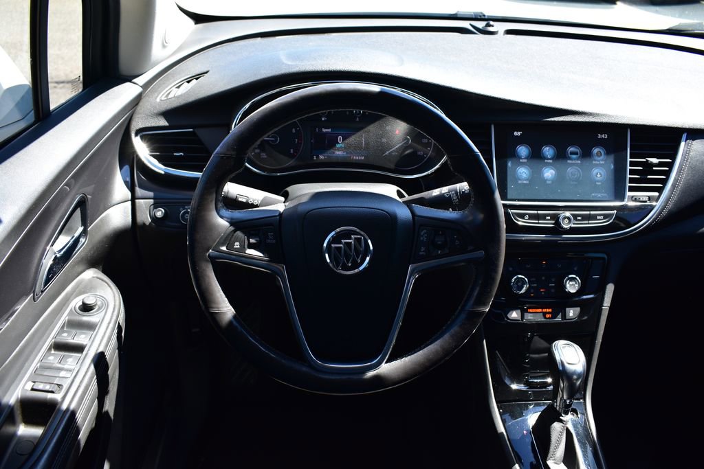 Used 2019 Buick Encore Essence FWD image 34