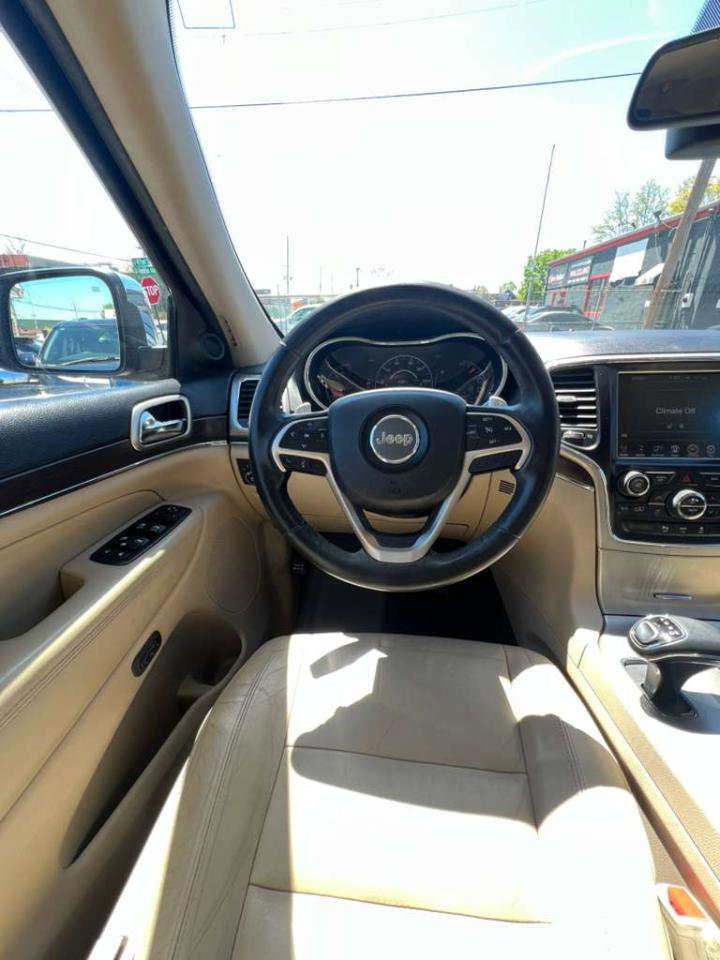 Used 2015 Jeep Grand Cherokee Limited AWD/4WD image 29