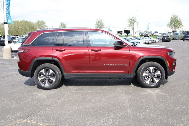 Used 2022 Jeep Grand Cherokee Limited 4xe w/ Luxury Tech Group II AWD/4WD image 4