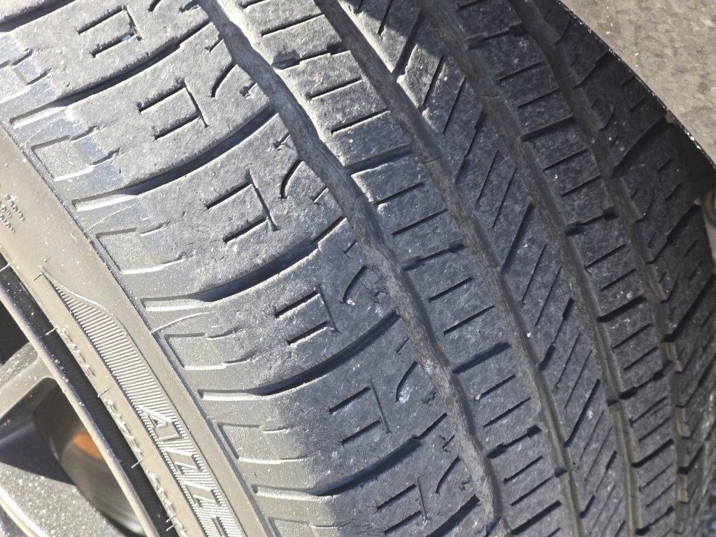 Used 2011 INFINITI G37 Journey w/ Premium Pkg image 4