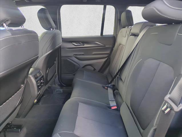 New 2025 Jeep Grand Cherokee Laredo X image 14