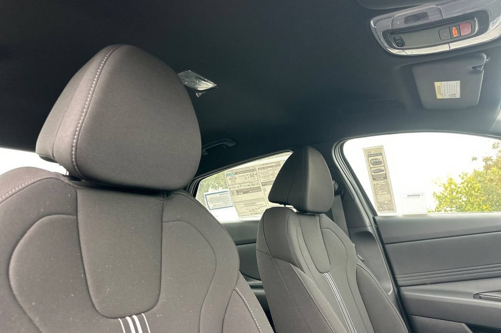 New 2026 Hyundai Elantra SEL FWD image 13