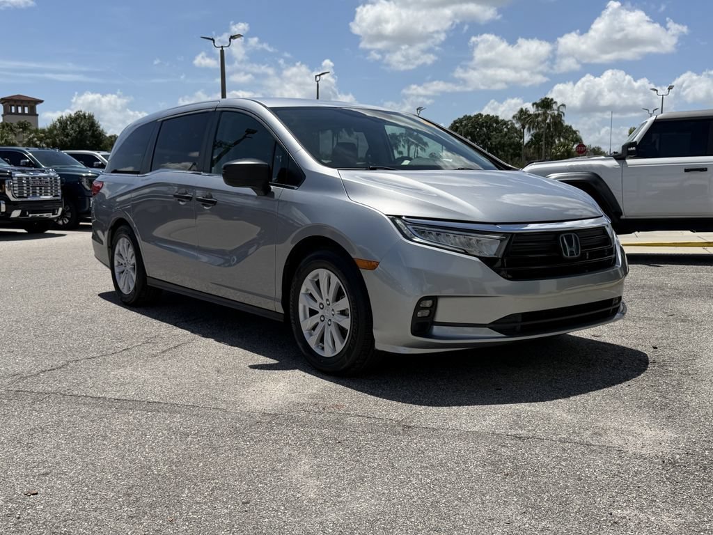 Used 2021 Honda Odyssey LX image 2