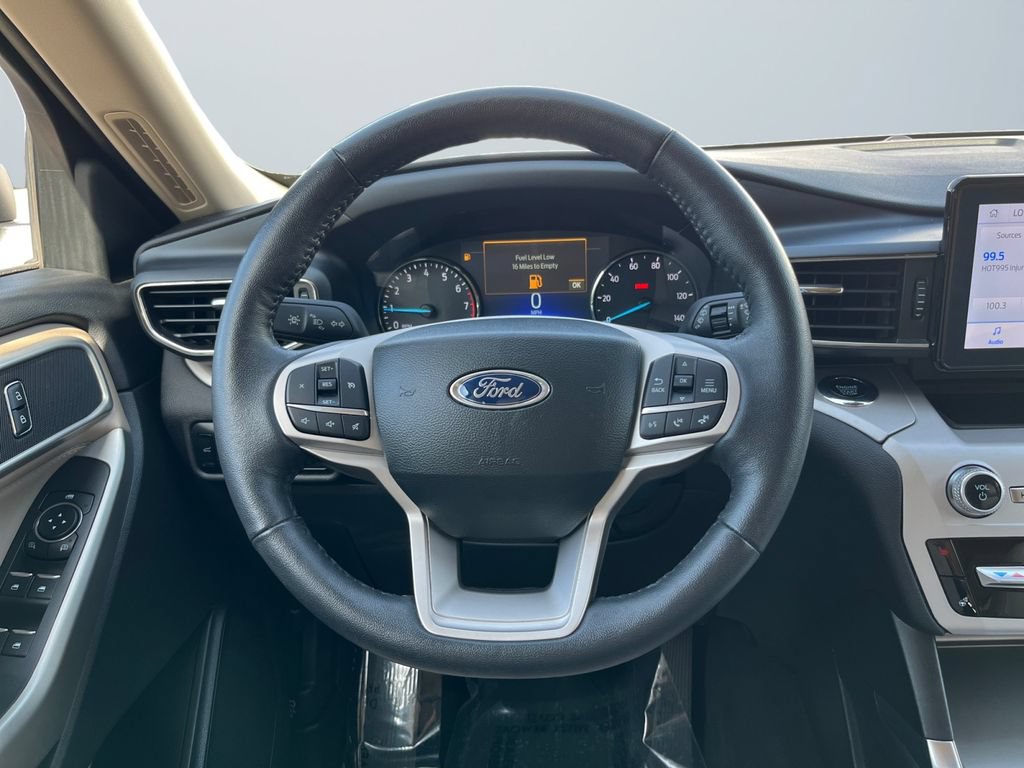 Used 2023 Ford Explorer XLT w/ Equipment Group 202A AWD/4WD image 12