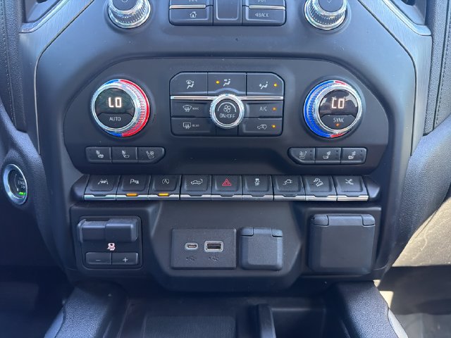 Used 2019 GMC Sierra 1500 Denali w/ Denali Ultimate Package AWD/4WD image 24