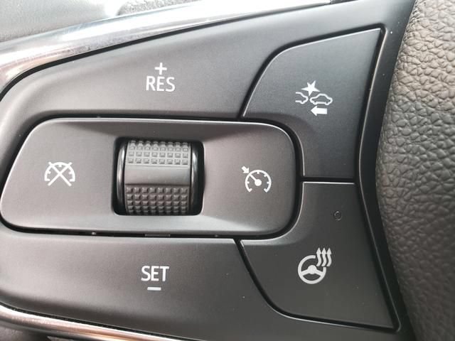 Used 2025 Chevrolet Trax ACTIV FWD image 17