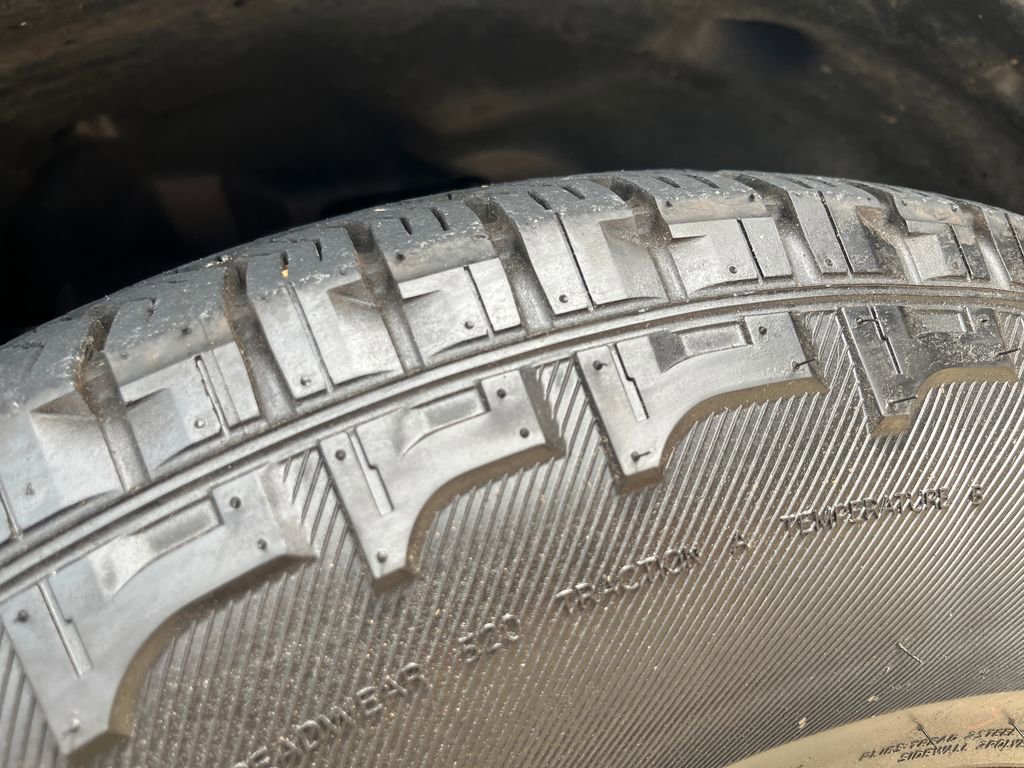 Certified 2025 Nissan Frontier Pro-X RWD image 29