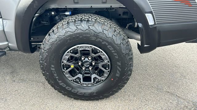Certified 2025 Ford F150 Raptor w/ Equipment Group 803A Raptor R image 6