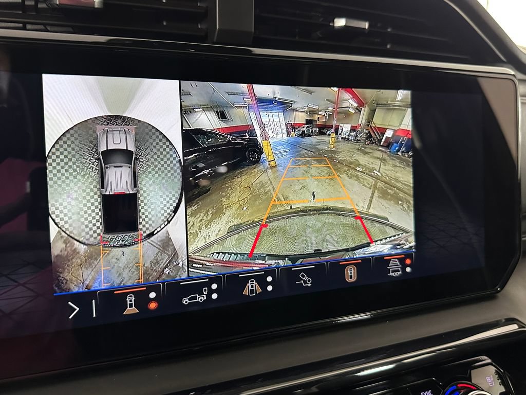 Used 2026 GMC Sierra 2500 AT4X AWD/4WD image 14