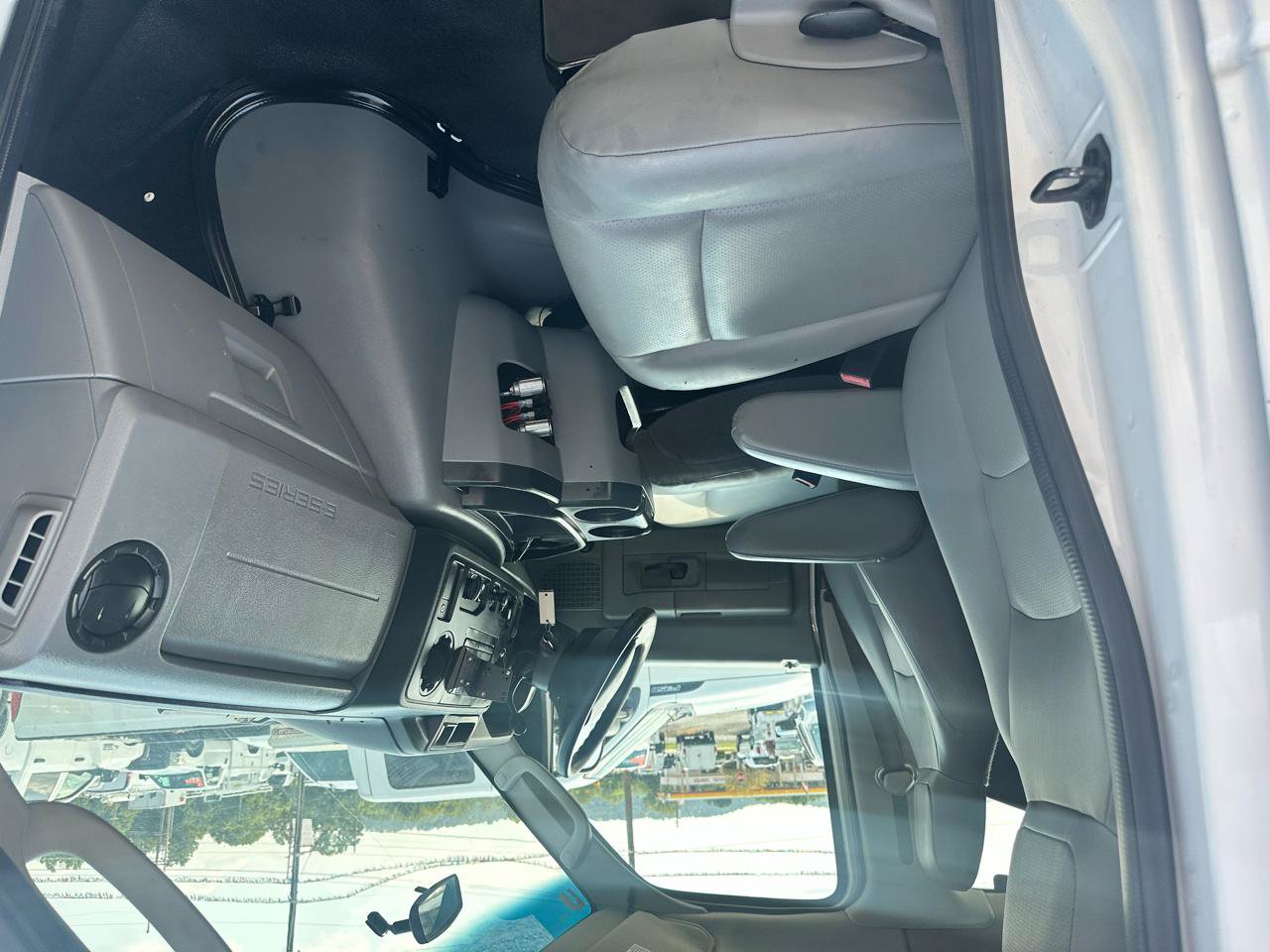 Used 2012 Ford E-350 and Econoline 350 Super Duty w/ Insulation Pkg RWD image 7