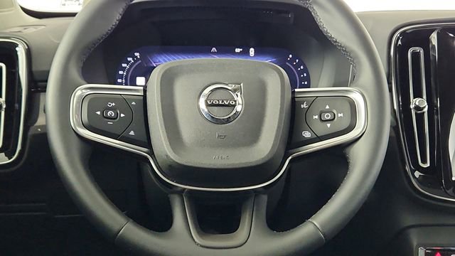 Certified 2026 Volvo XC40 B5 Ultra w/ Climate Package AWD/4WD image 26
