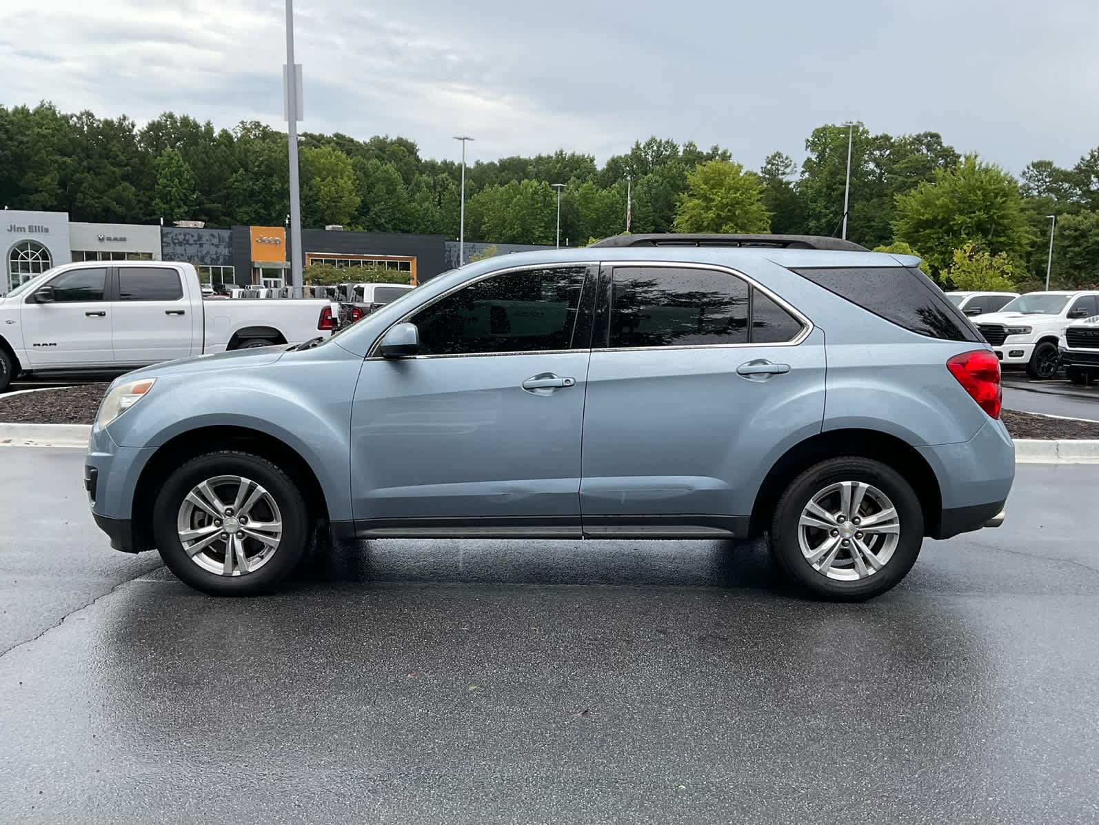 Used 2014 Chevrolet Equinox LT w/ Driver Convenience Package AWD/4WD image 2