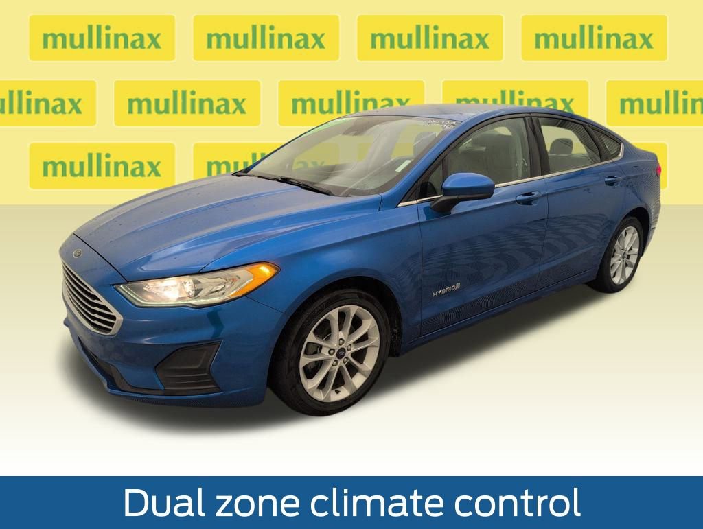 Certified 2019 Ford Fusion SE image 14