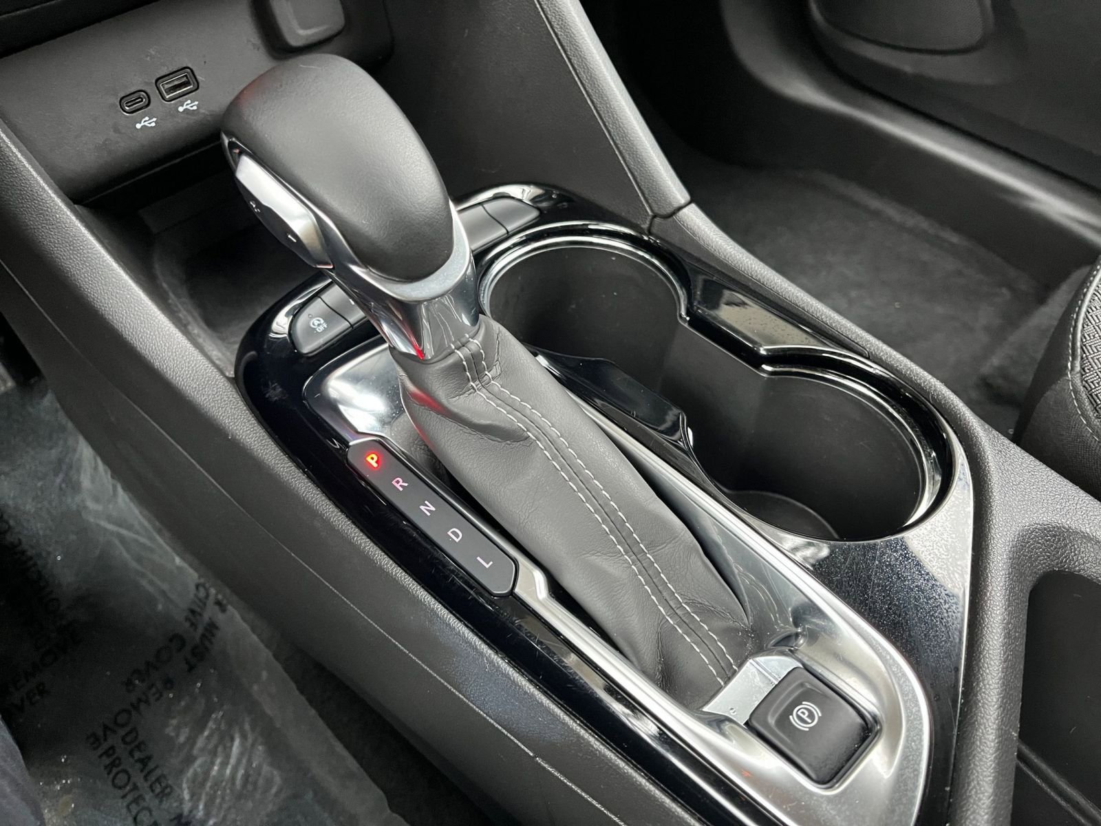 Used 2025 Buick Encore GX Preferred image 42