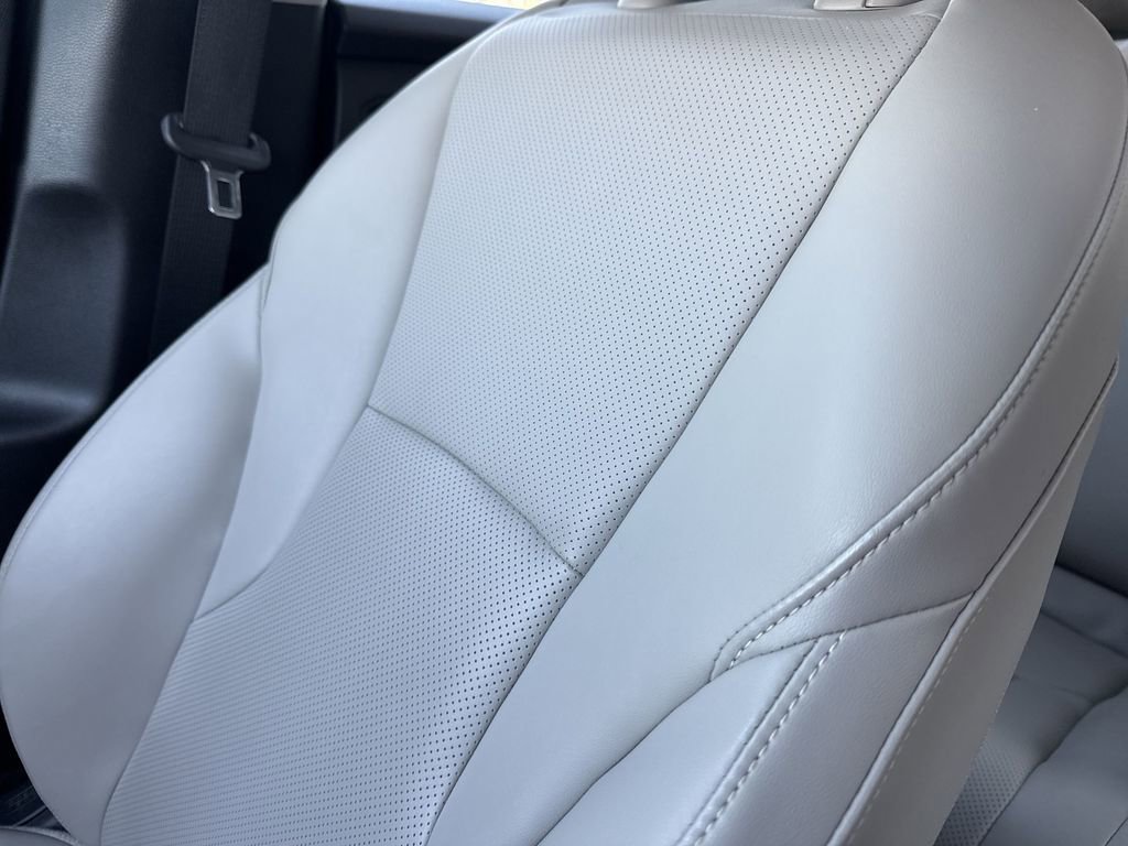 Used 2023 Honda Accord EX-L image 37