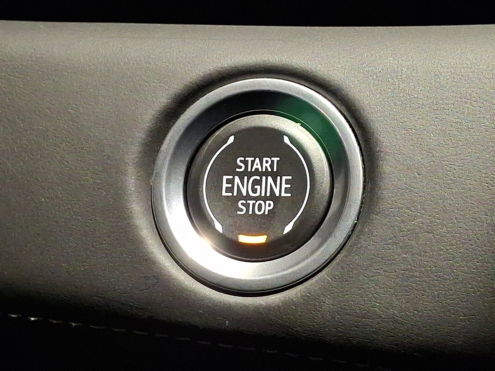 Used 2023 Cadillac Escalade Premium Luxury Platinum image 27
