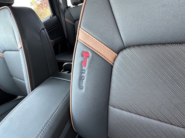 New 2026 GMC Canyon AT4 w/ AT4 Premium Package image 14