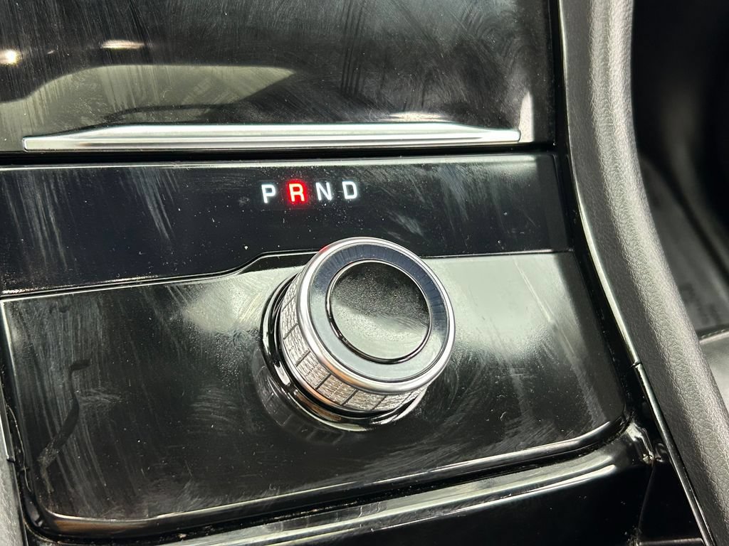 Used 2021 Jeep Grand Cherokee L Limited RWD image 21