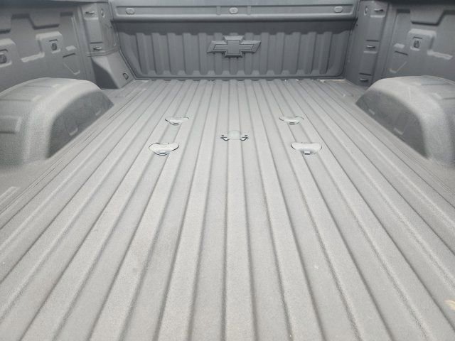 Used 2025 Chevrolet Silverado 2500 ZR2 w/ Technology Package image 43