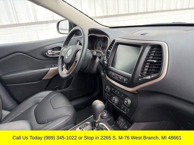 Used 2018 Jeep Cherokee Limited w/ Technology Group image 39