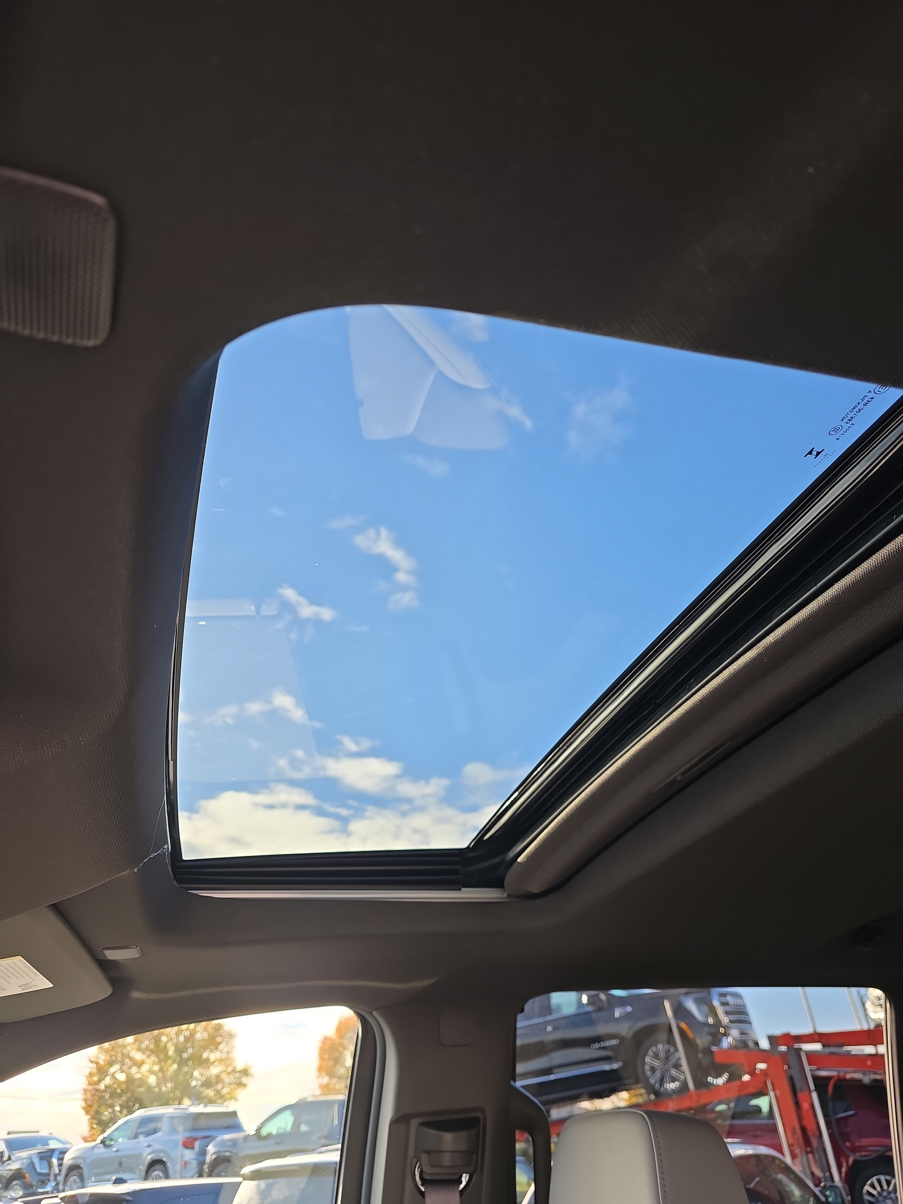 New 2026 GMC Sierra 2500 SLT w/ SLT Convenience Package image 29