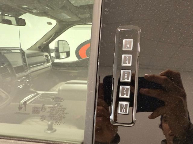 New 2026 Ford F350 Platinum w/ Platinum Plus Package image 10