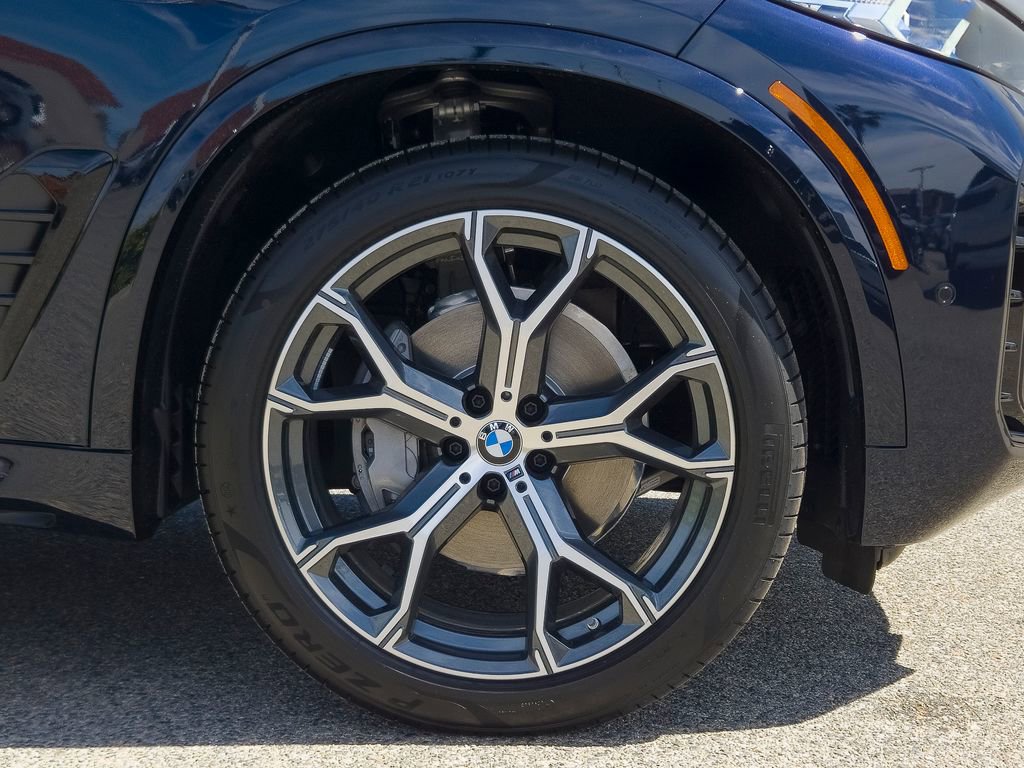 New 2026 BMW X5 xDrive40i w/ M Sport Package image 6