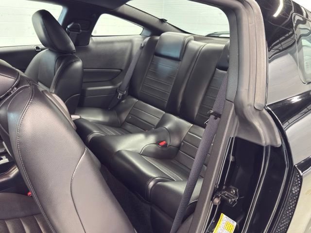 Used 2006 Ford Mustang GT Premium RWD image 11