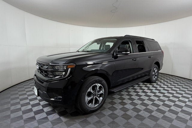 New 2027 Ford Expedition Max Active RWD image 2