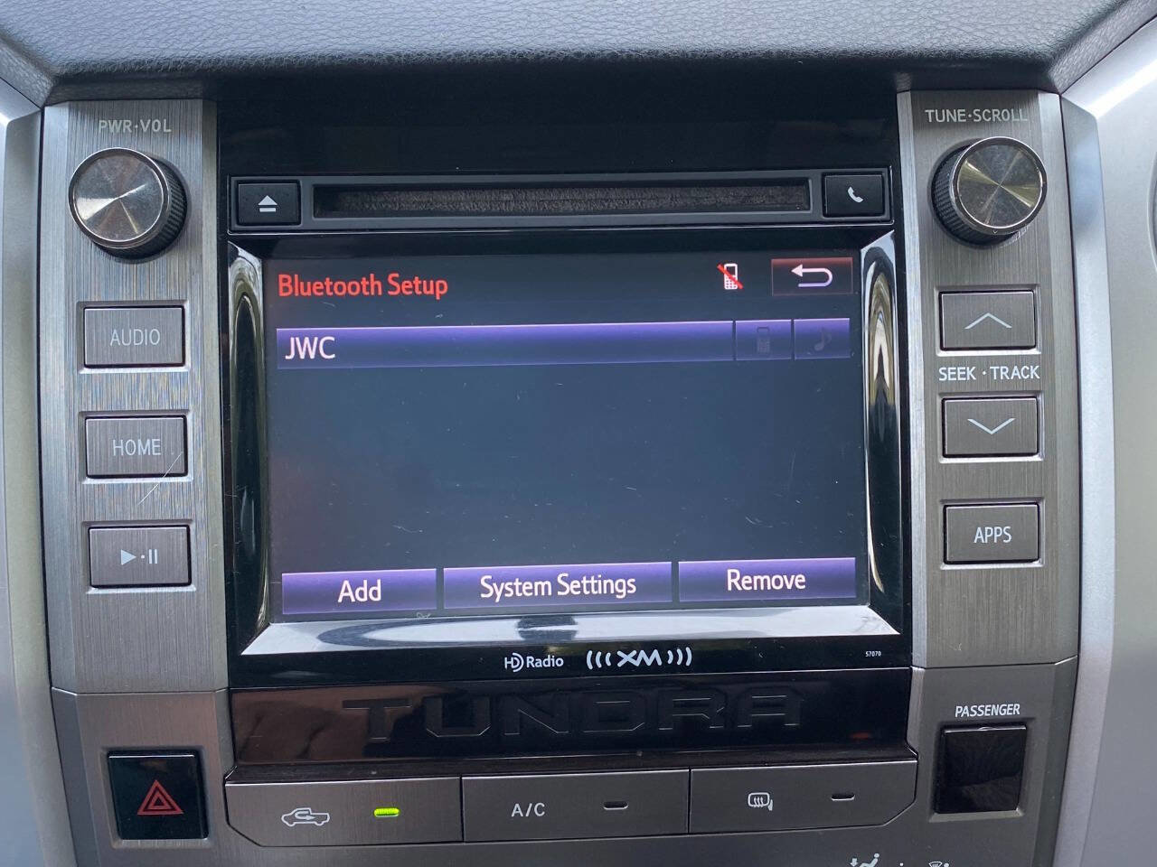 Used 2014 Toyota Tundra SR5 w/ SR5 Upgrade Package image 31