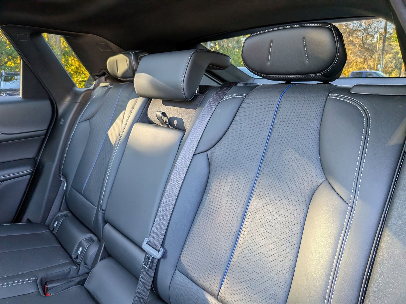 Used 2024 Cadillac Lyriq Sport image 31