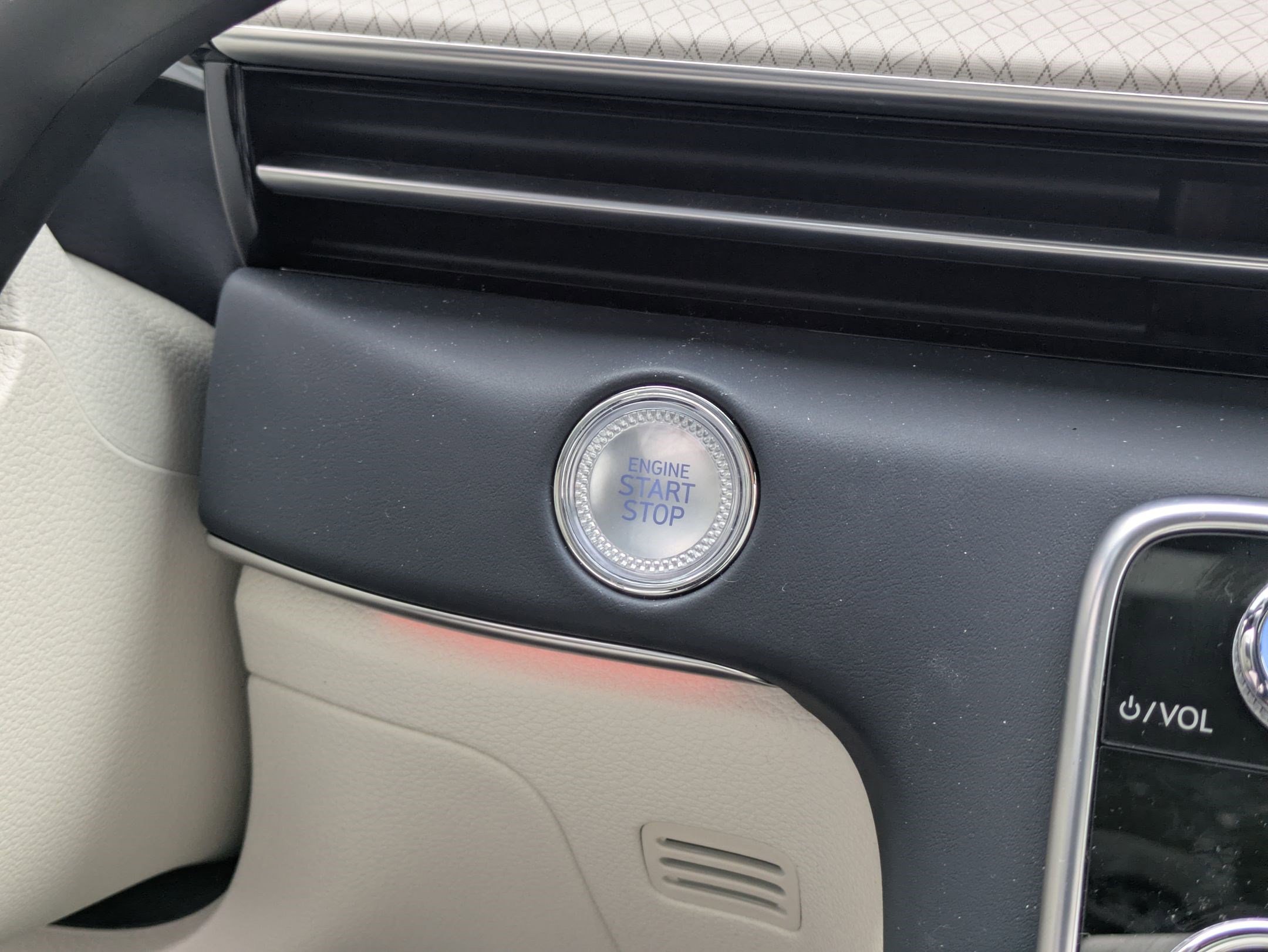 Used 2025 Genesis GV80 3.5T Prestige image 19