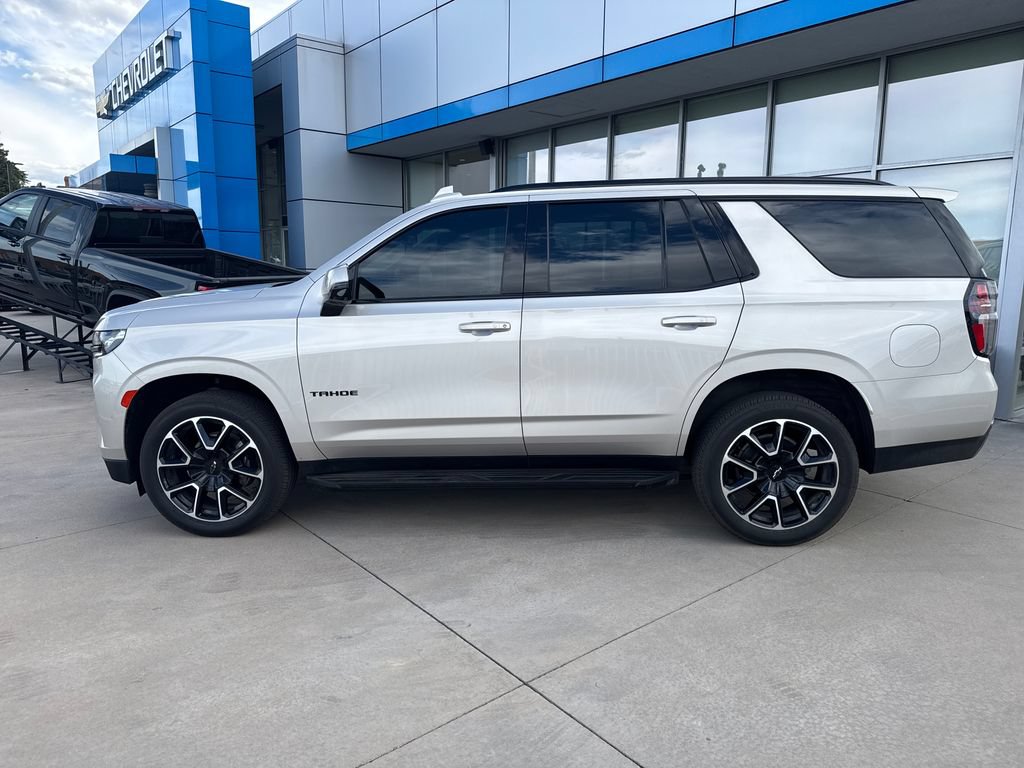 Used 2023 Chevrolet Tahoe RST w/ Luxury Package AWD/4WD image 2