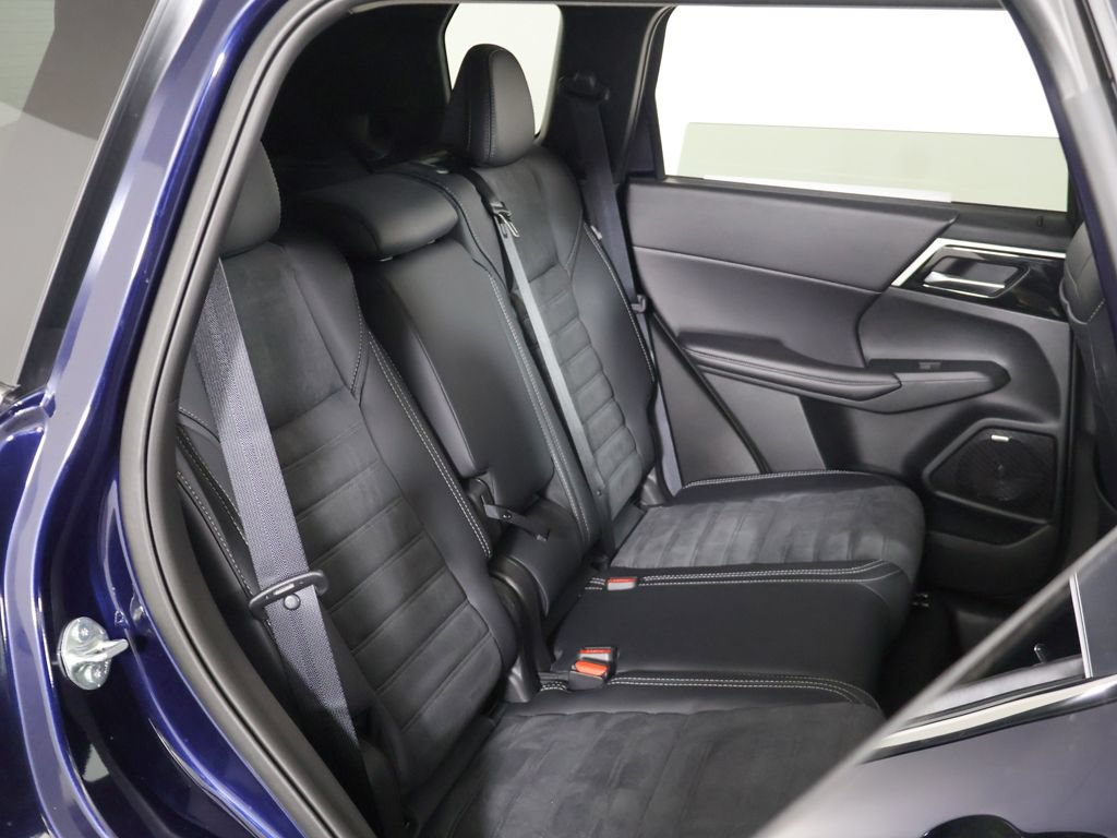 New 2026 Mitsubishi Outlander SE FWD image 32