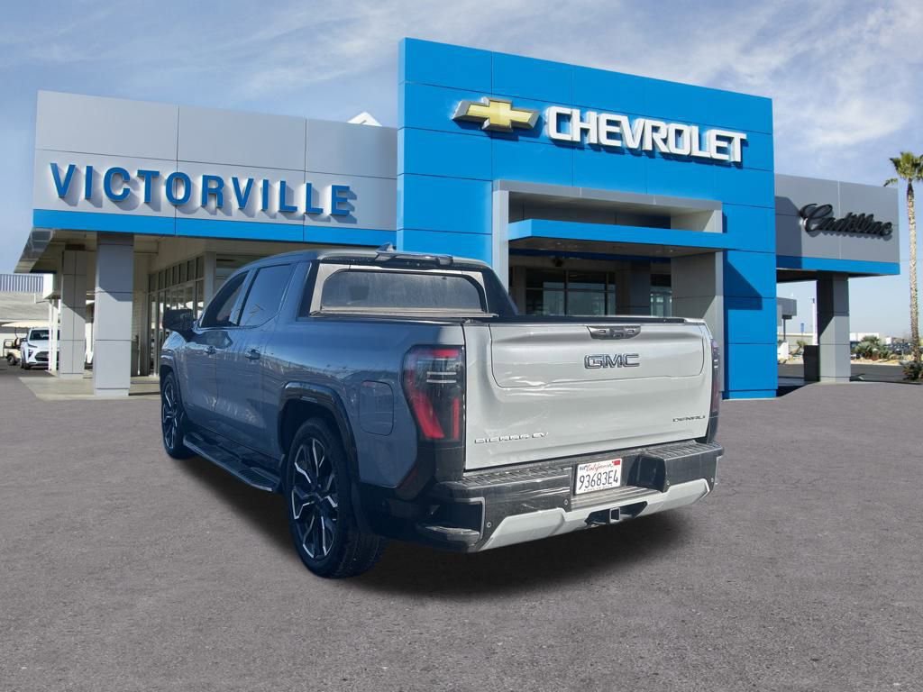 Used 2024 GMC Sierra EV Denali image 5