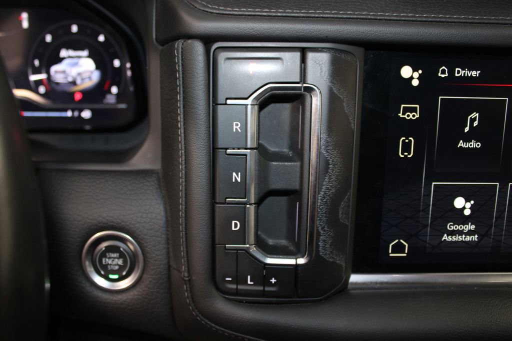 Used 2024 GMC Yukon XL Denali image 33