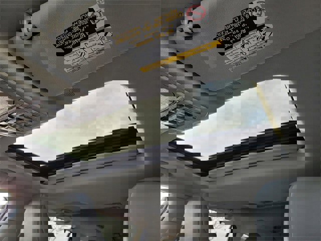 Used 2021 Toyota Highlander Limited image 16