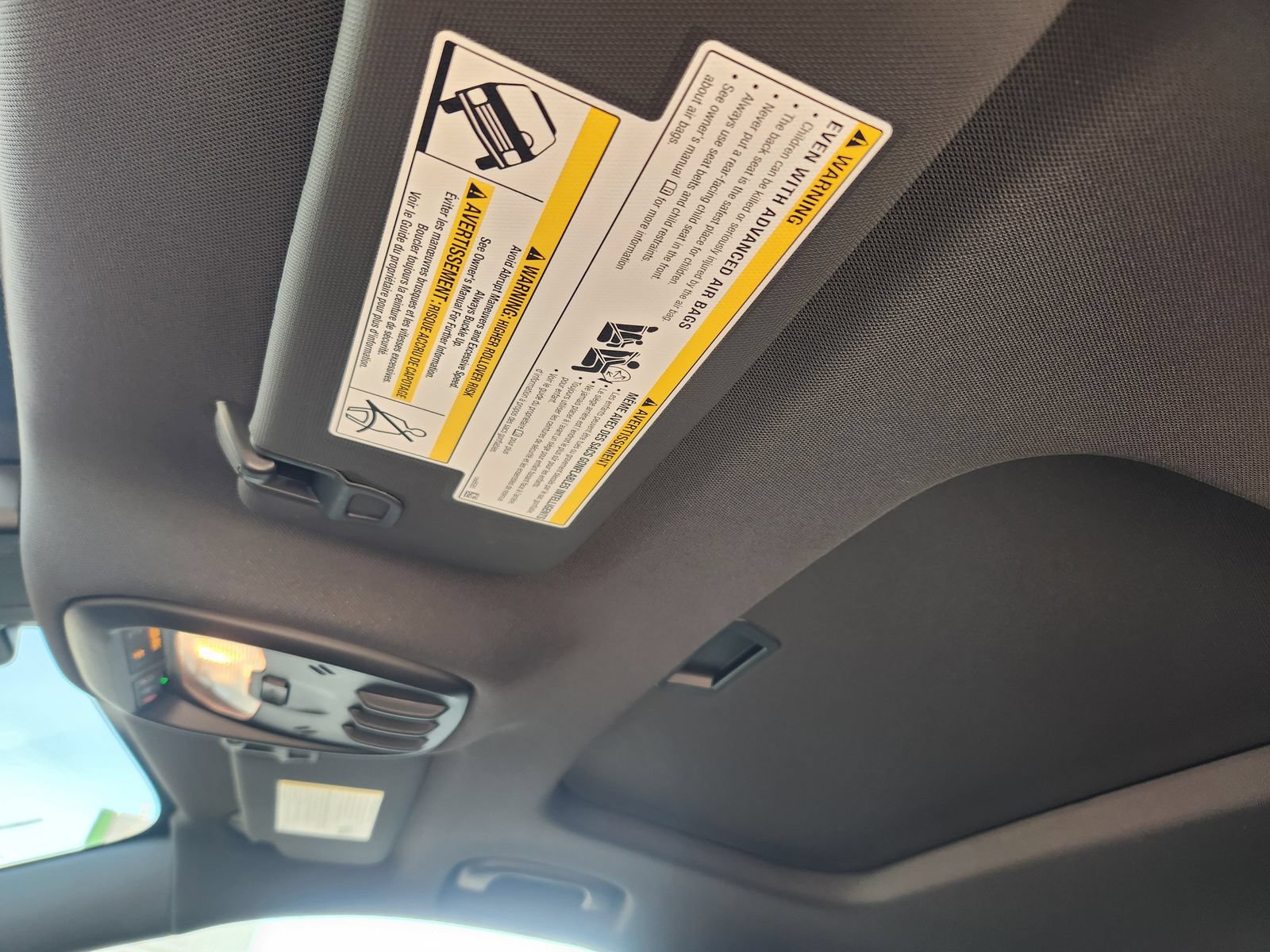 New 2026 Chevrolet Trax RS w/ Sunroof Package FWD image 22