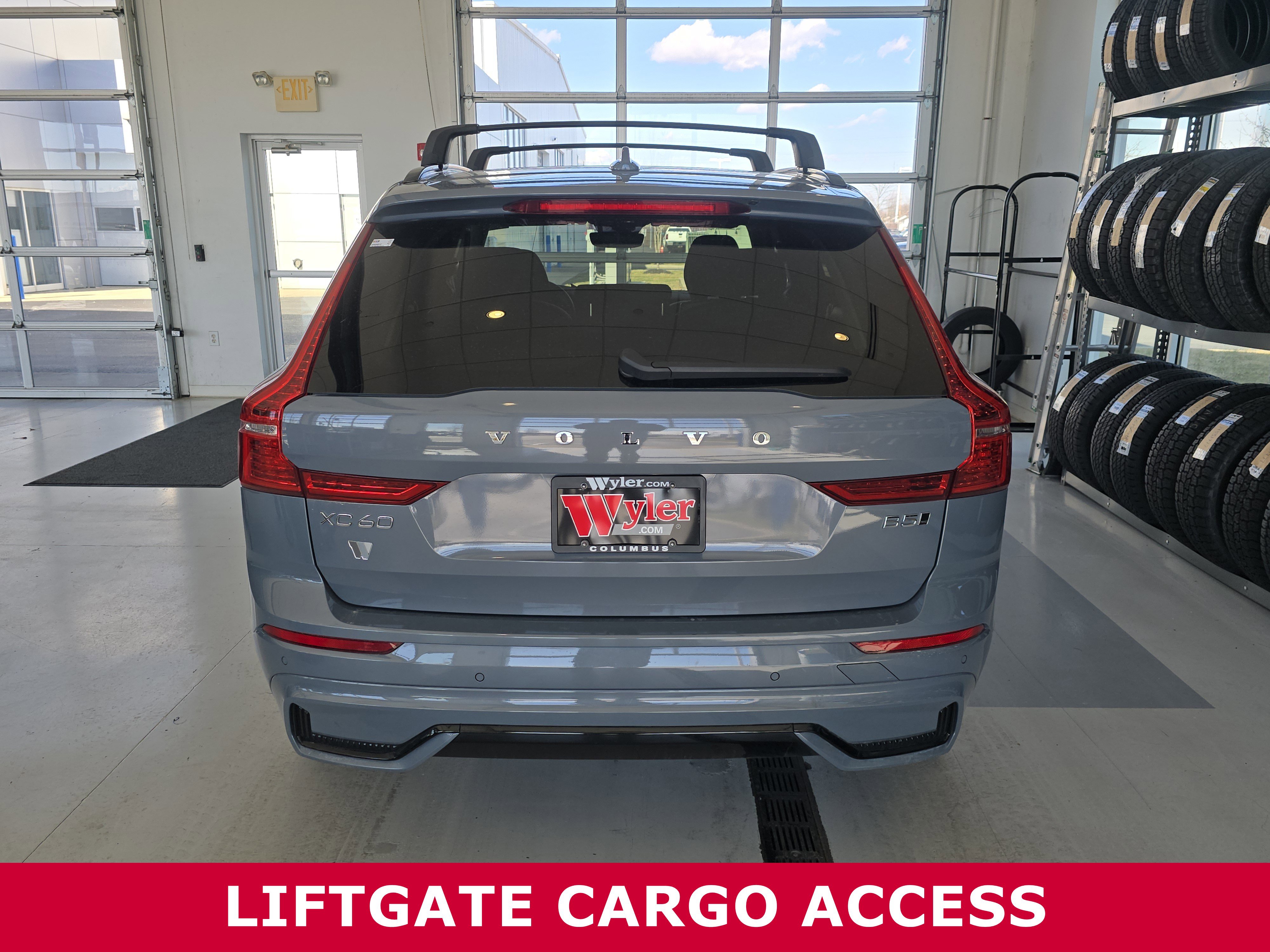 Used 2024 Volvo XC60 B5 Plus w/ Climate Package image 5